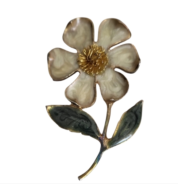 None Jewelry - White Gold Tone Dogwood Blossom Brooch Pin